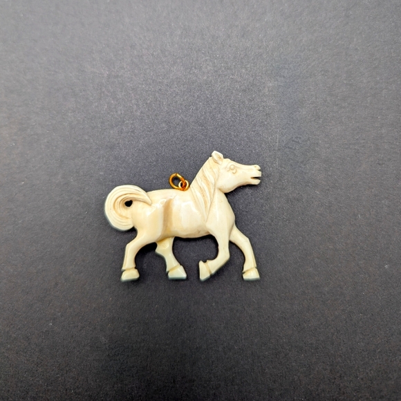 Hand Crafted Jewelry - Cream Bone Horse Pendant